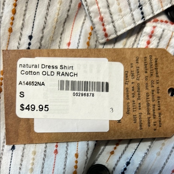 White and Blue Casual Button Down Shirt with Geometric Texture - Picture 6 of 8